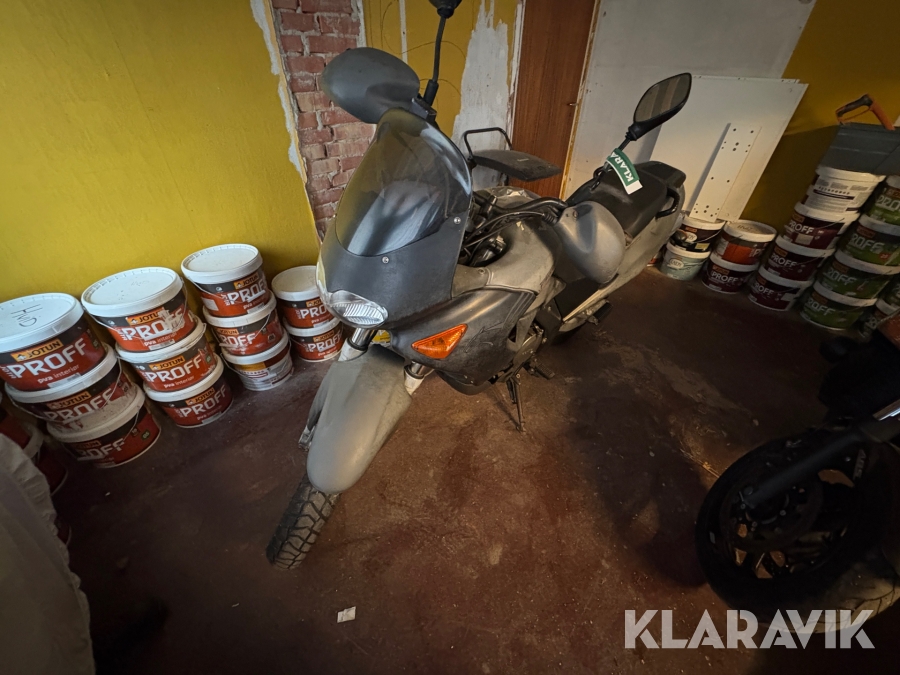 Motorcykel Aprilia PEGASO, 650 I.E.