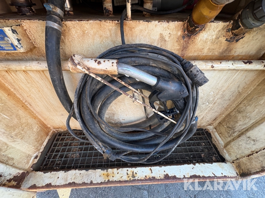 Dieseltank med pumpe Ehes 1000 liters