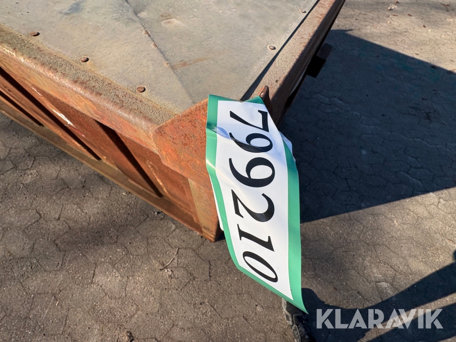 Dieseltank med pumpe Ehes 1000 liters