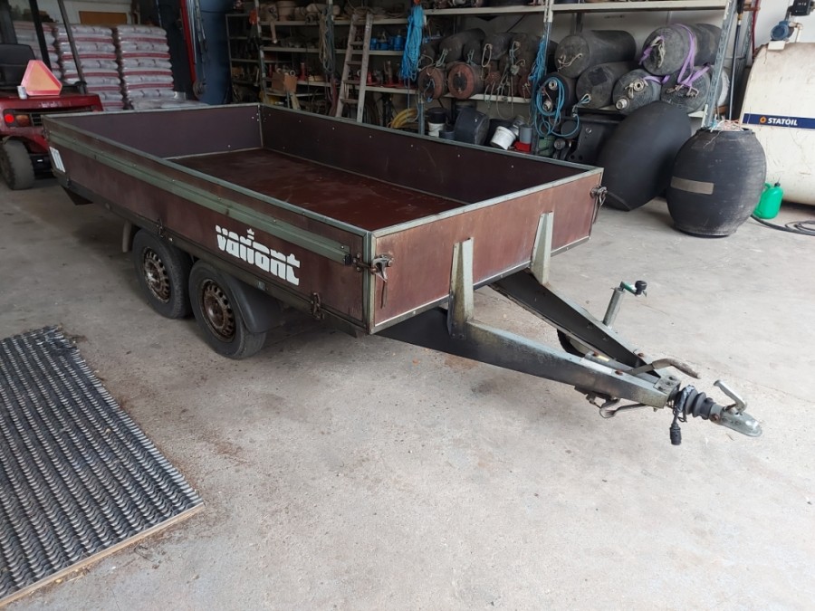 Trailer