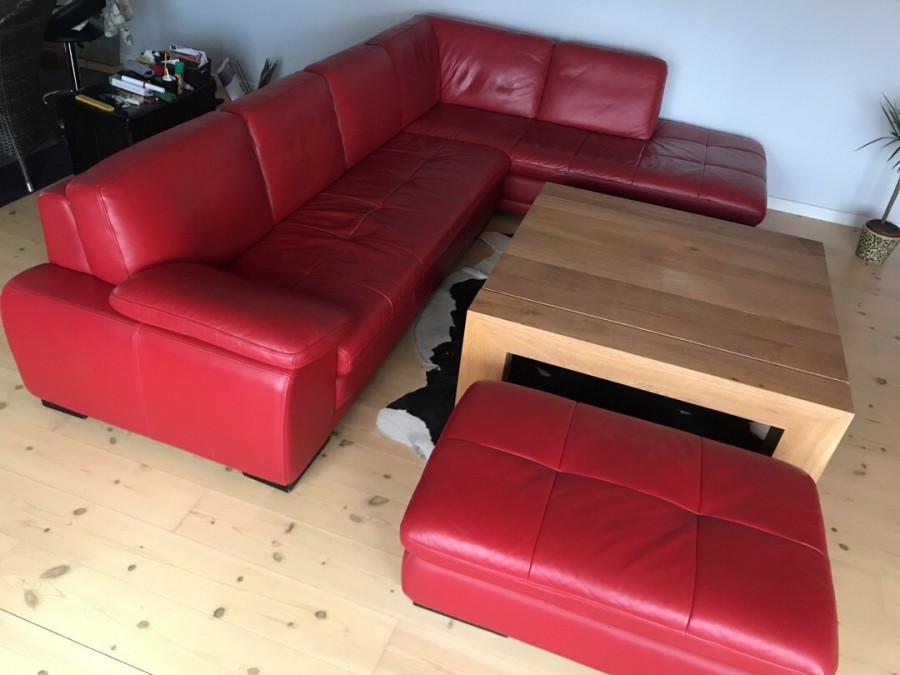 Lædersofa med puf & bord