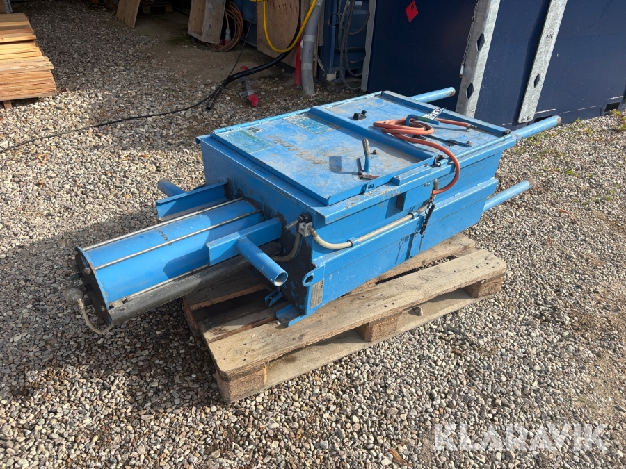 Pap/plastik presse Miltek Cp. 102 HD
