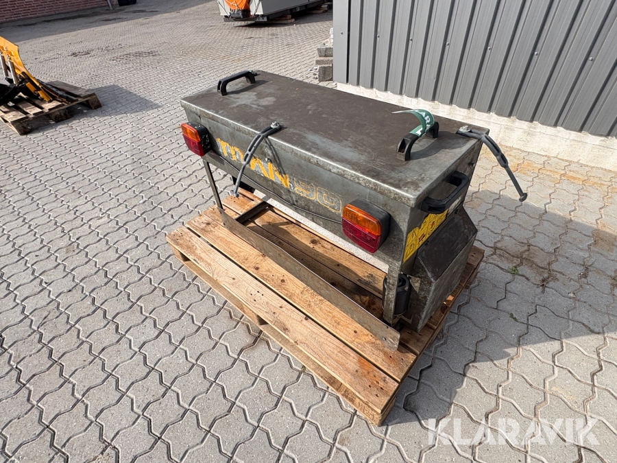 Saltudlægger Stiga 13-7916-11 Titan 90