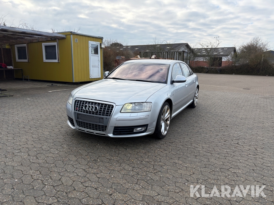 Personbil Audi S8 V10