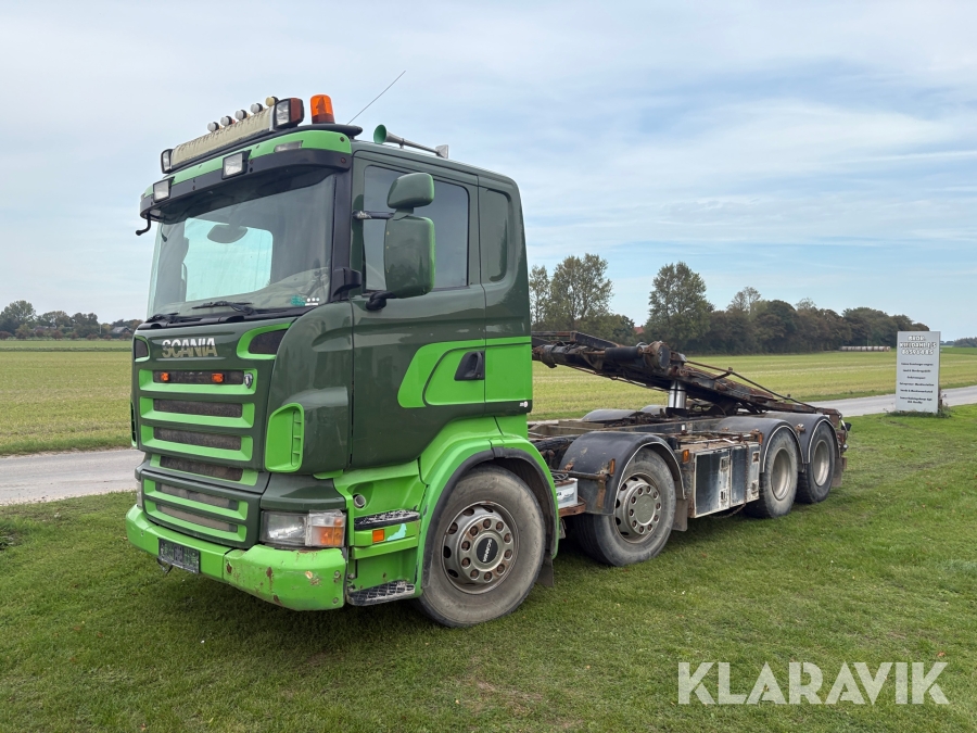 Lastbil Scania R480 8X4 med wirehejs