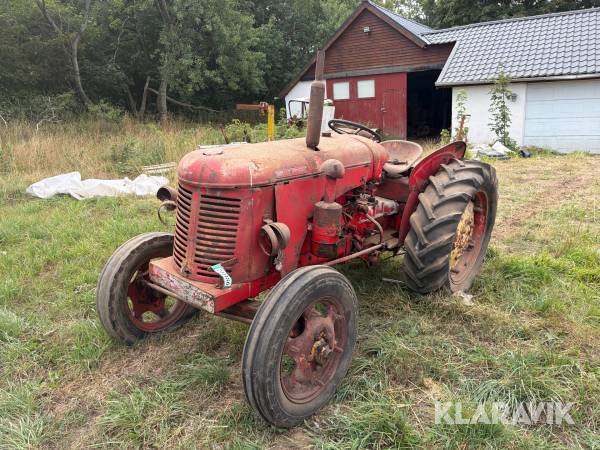 Veterantraktor David Brown Cropsmaster 25D