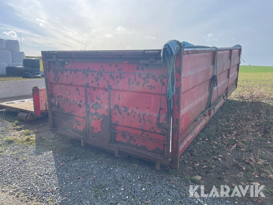 Container med bagsmæk
