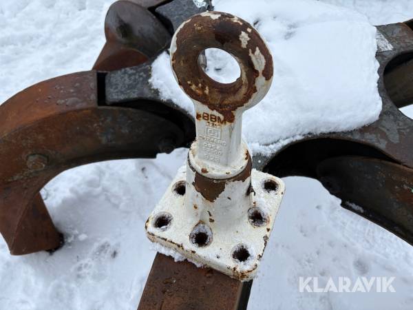 Drejelig trækkrog med flange