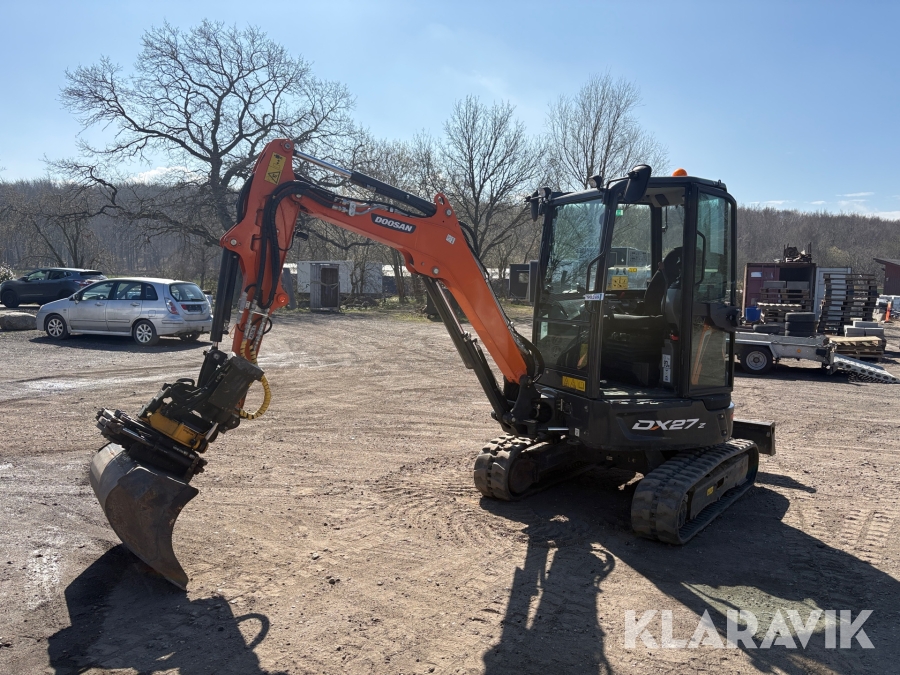 Gravemaskine Doosan DX27Z med engcon