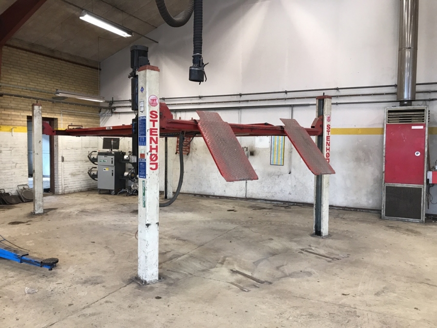 4 søjlet lift (stenhøj)