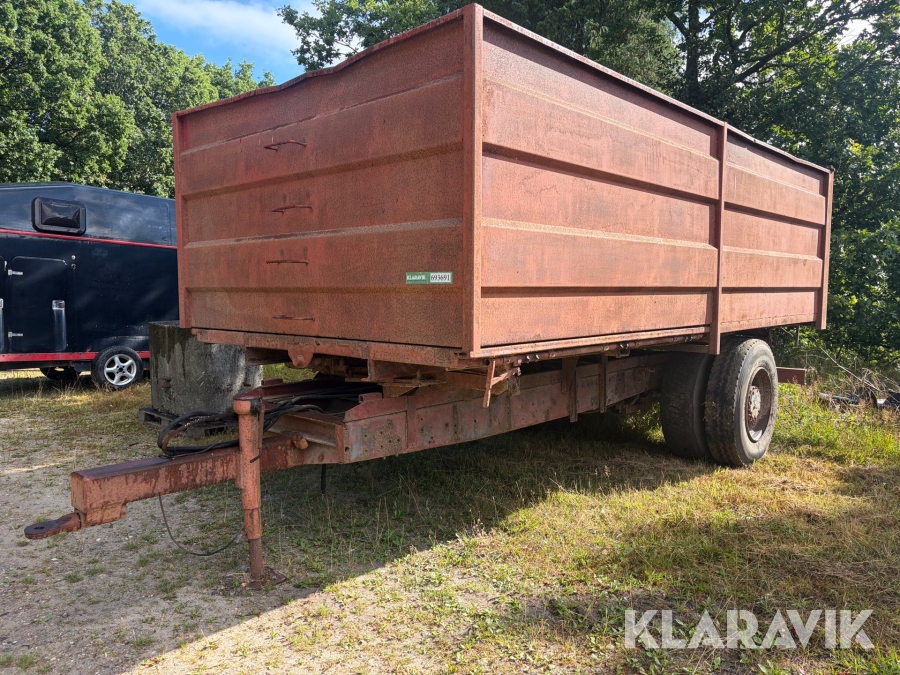 Tipvogn med bremser