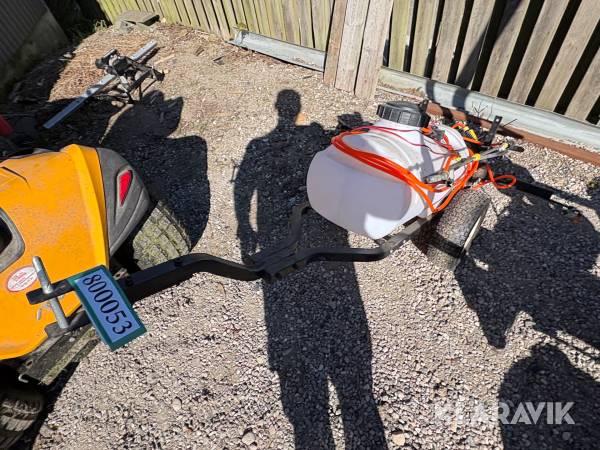 Sprøjte til havetraktor