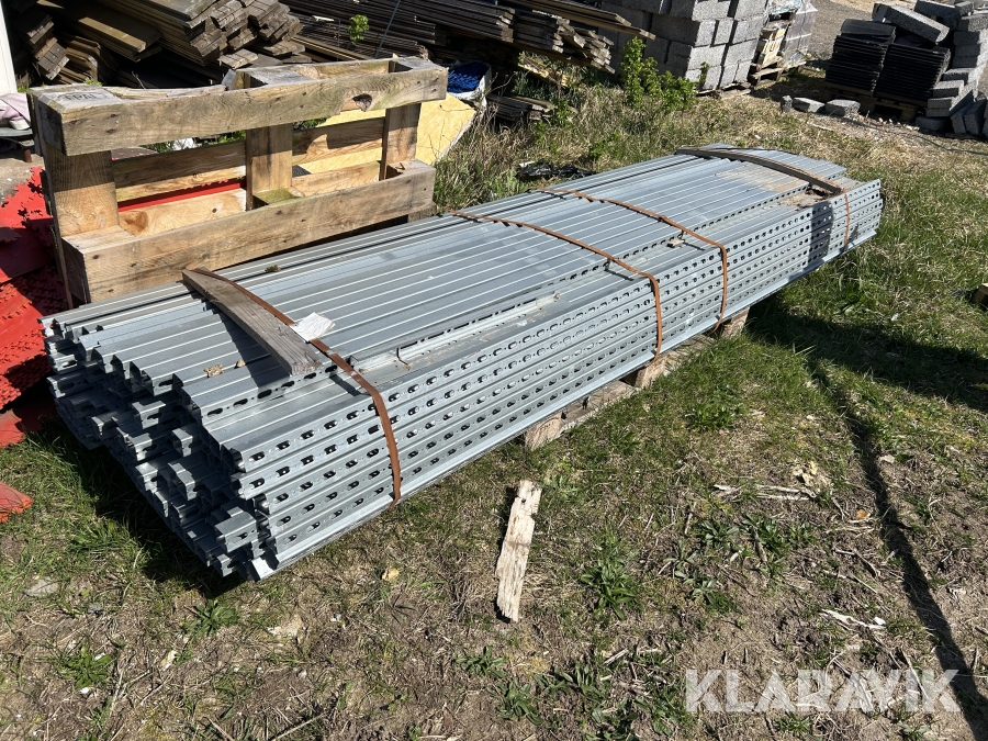 Galvaniseret skinner ca. 130 styk