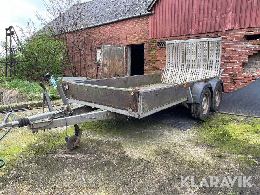 Trailer Mustang M-PRO 2600