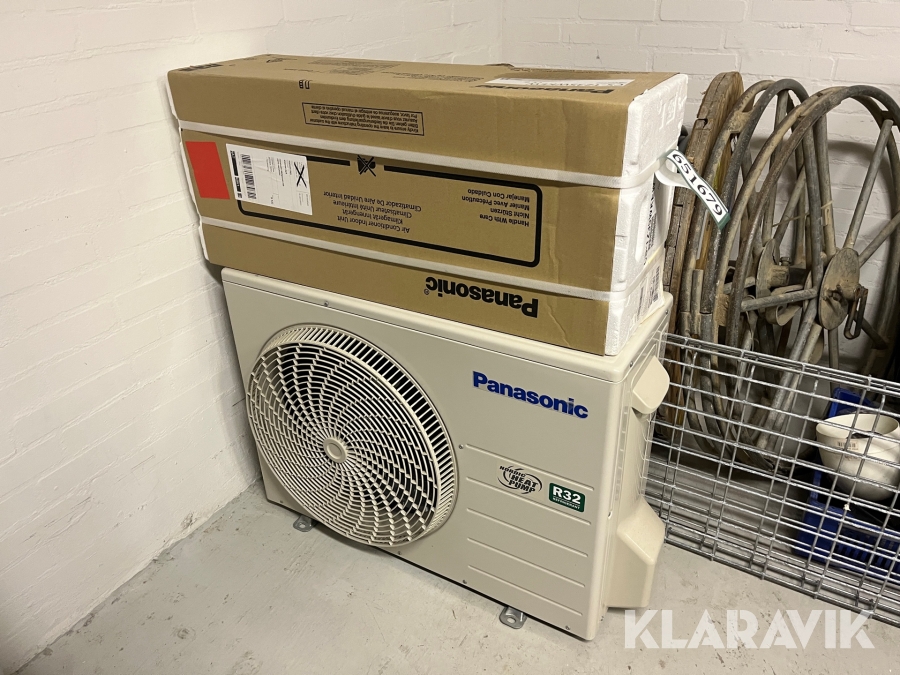 Varmepumpe Panasonic CU-Z35UFEA-1 og CS-TZ35WKEW ude og inde del