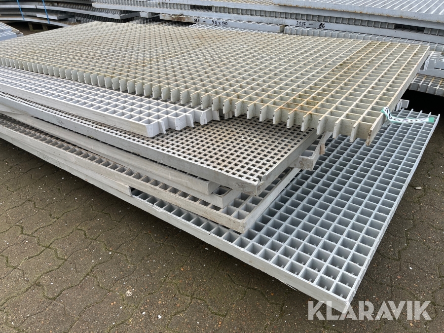 Plastik riste, Esbjerg, Klaravik auktioner