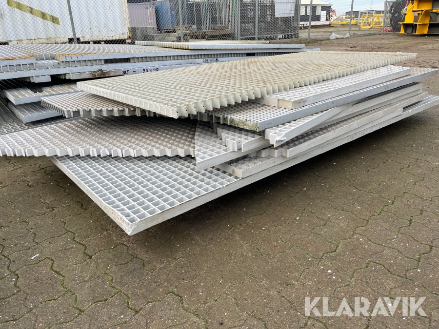 Plastik riste, Esbjerg, Klaravik auktioner