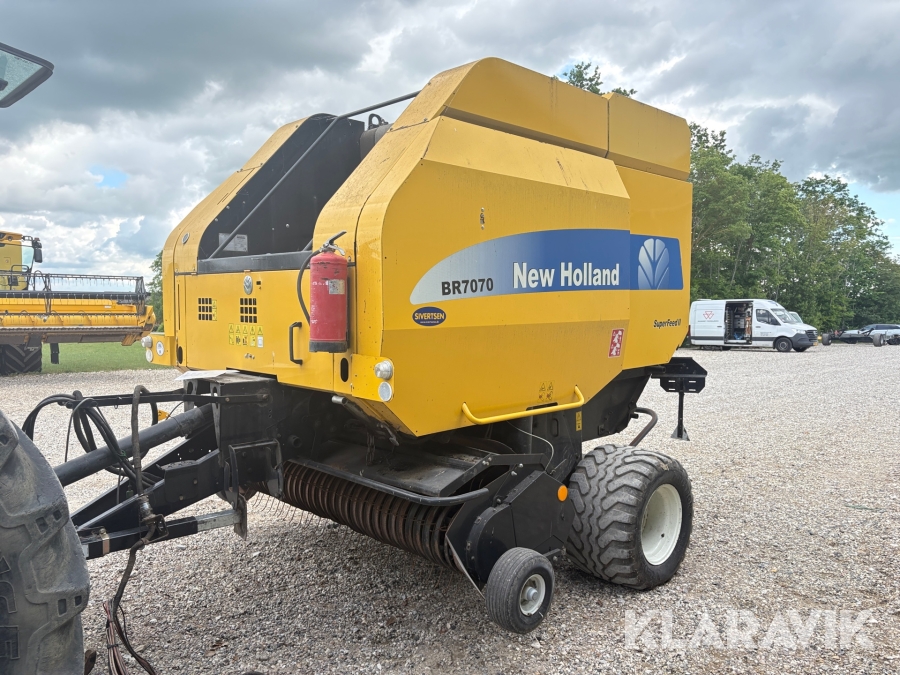 Rund Ballepresser New Holland BR7070 SuperFeed2