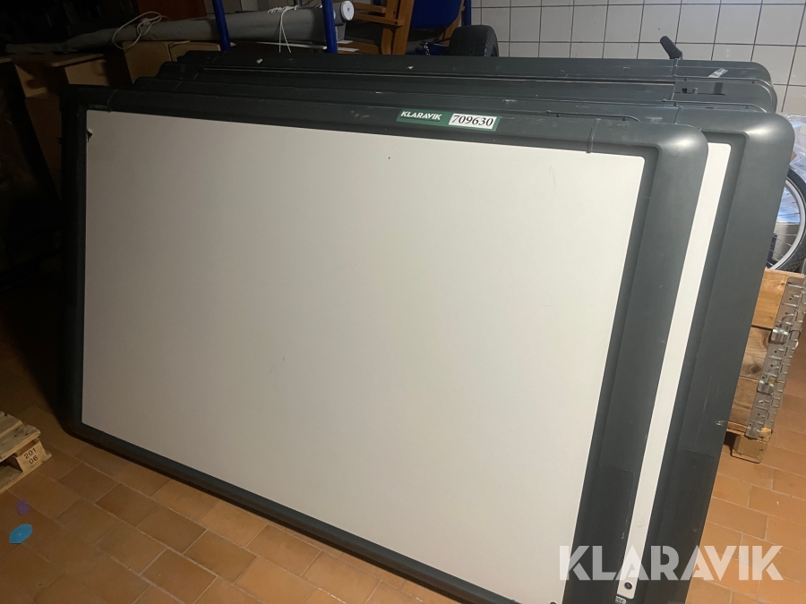 Whiteboard med højtaler Active board 8styk