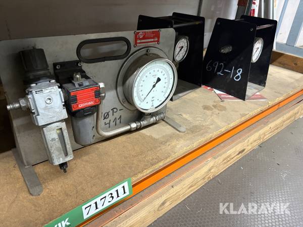 Diverse tryk- og måleudstyr - 3 styk