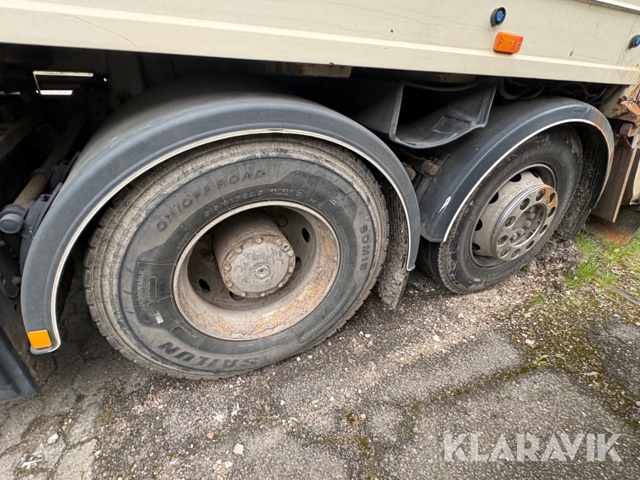 Renovationsbil Mercedes-Benz Econic 26 (L 6X2/4 NLA)