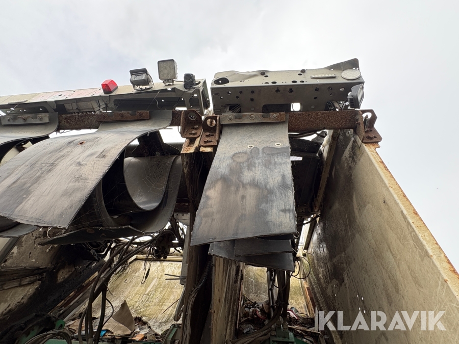 Renovationsbil Mercedes-Benz Econic 26 (L 6X2/4 NLA)