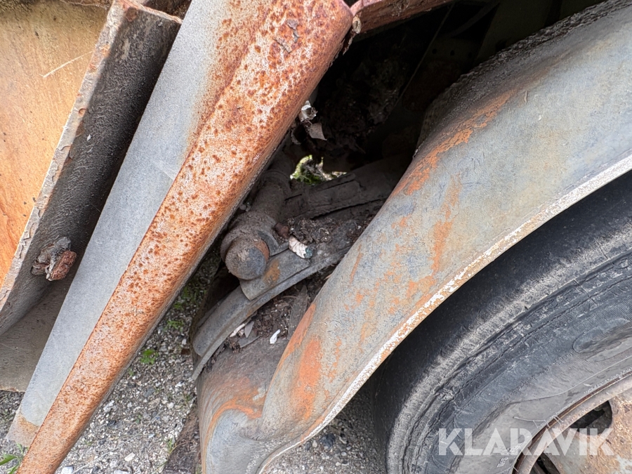Renovationsbil Mercedes-Benz Econic 26 (L 6X2/4 NLA)