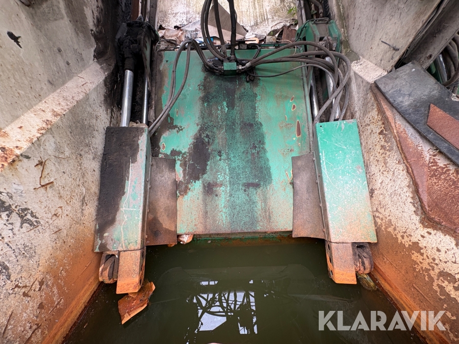 Renovationsbil Mercedes-Benz Econic 26 (L 6X2/4 NLA)