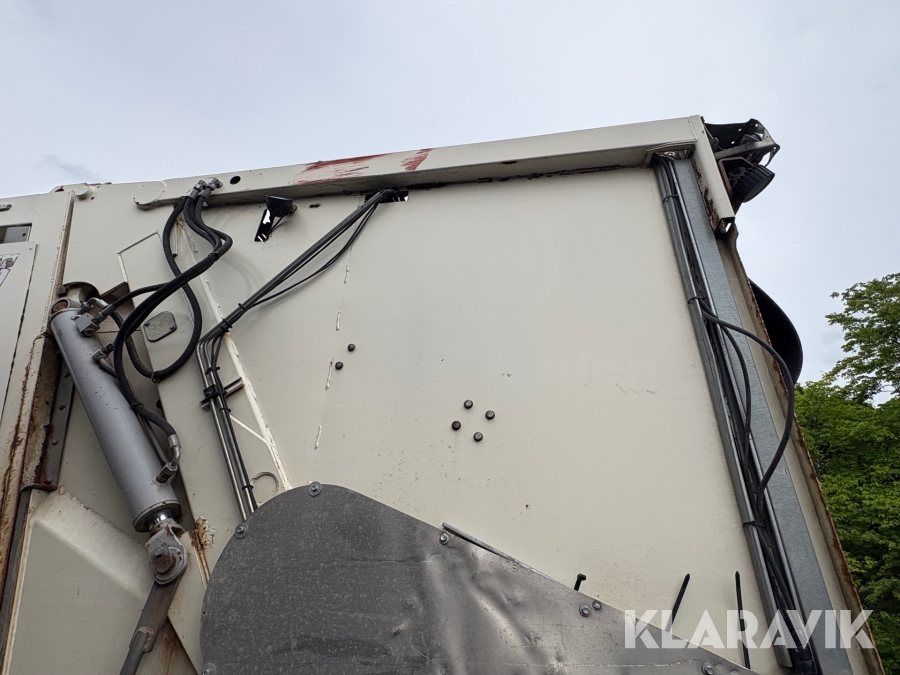 Renovationsbil Mercedes-Benz Econic 26 (L 6X2/4 NLA)