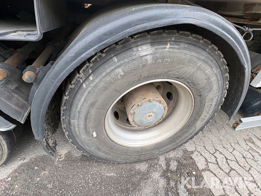 Renovationsbil Mercedes-Benz Econic 26 (L 6X2/4 NLA)