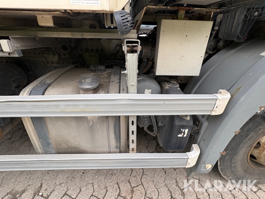 Renovationsbil Mercedes-Benz Econic 26 (L 6X2/4 NLA)