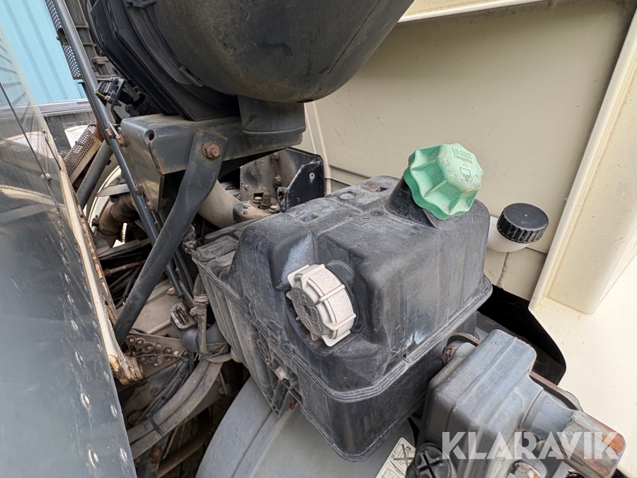 Renovationsbil Mercedes-Benz Econic 26 (L 6X2/4 NLA)