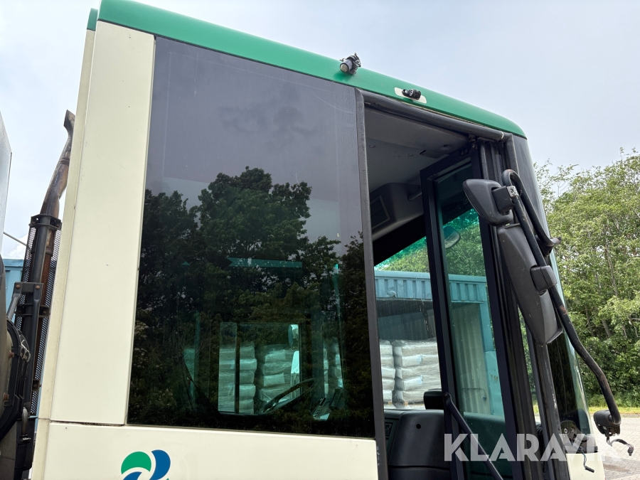 Renovationsbil Mercedes-Benz Econic 26 (L 6X2/4 NLA)