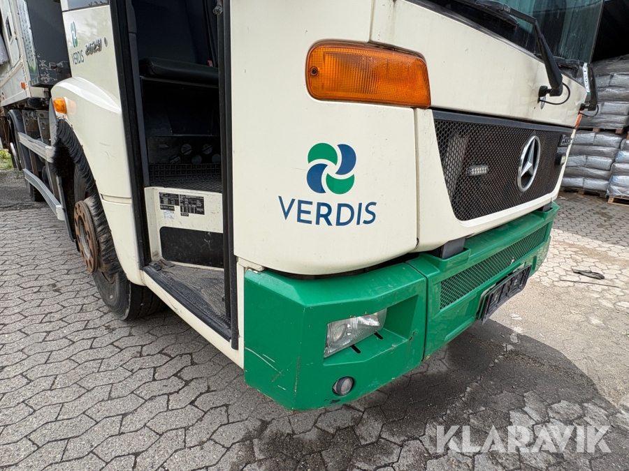 Renovationsbil Mercedes-Benz Econic 26 (L 6X2/4 NLA)
