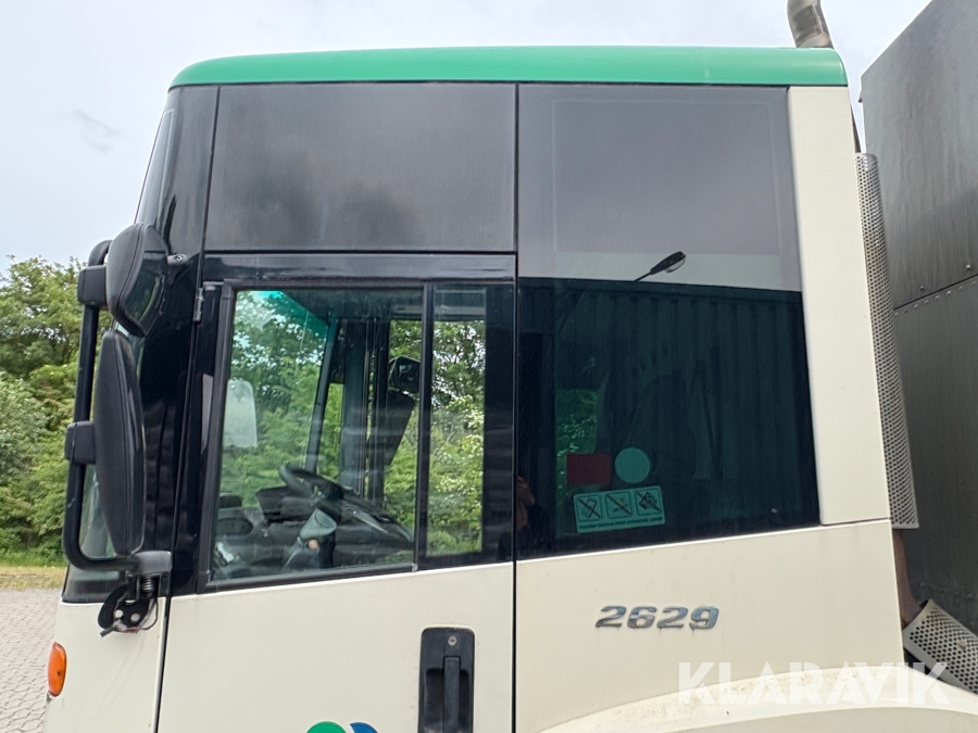 Renovationsbil Mercedes-Benz Econic 26 (L 6X2/4 NLA)
