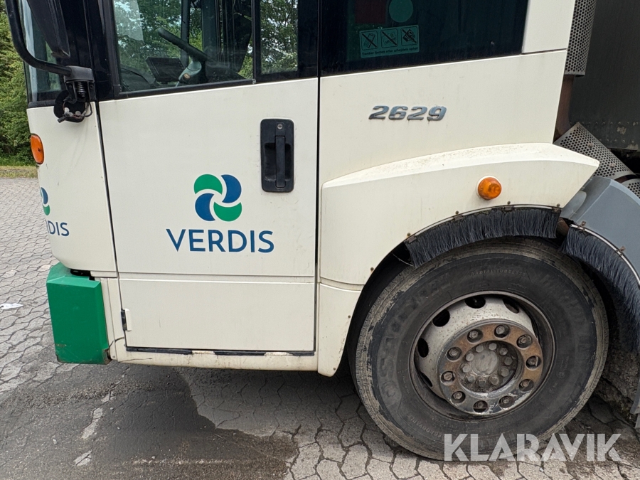 Renovationsbil Mercedes-Benz Econic 26 (L 6X2/4 NLA)