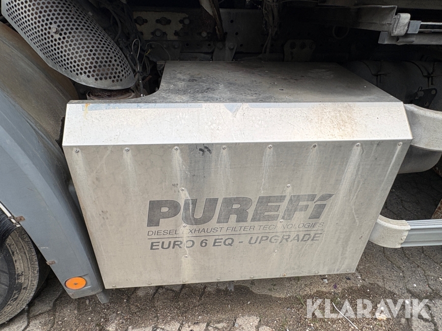 Renovationsbil Mercedes-Benz Econic 26 (L 6X2/4 NLA)