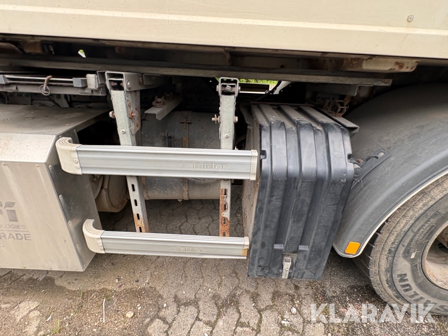 Renovationsbil Mercedes-Benz Econic 26 (L 6X2/4 NLA)