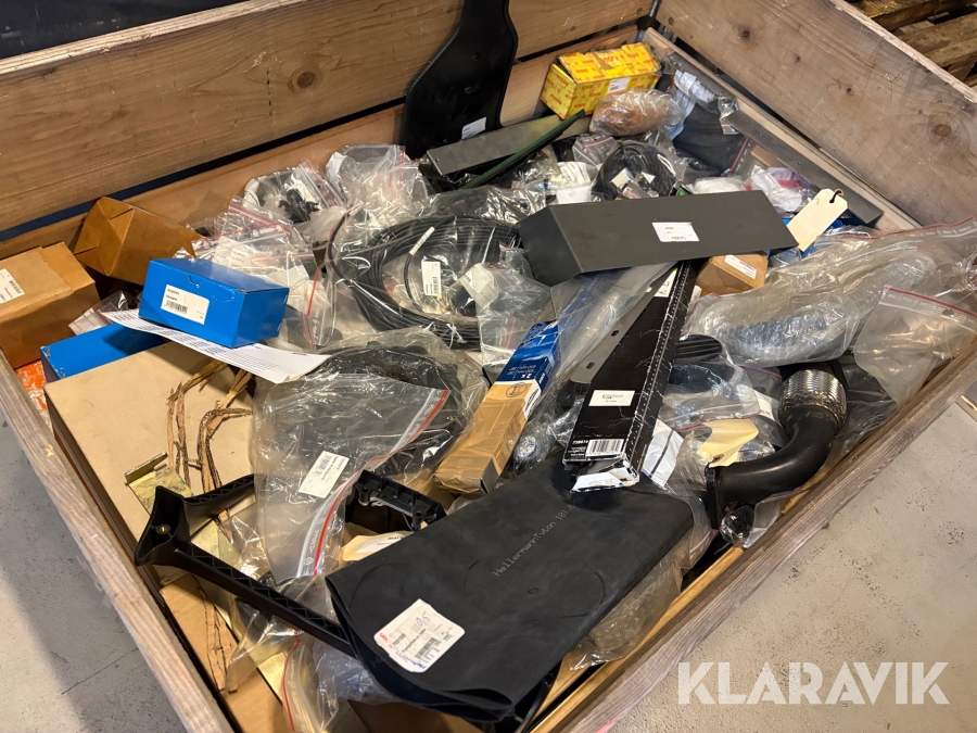 Dele til truck - assoteret lot til Ausa, mitsubitchi og deutz