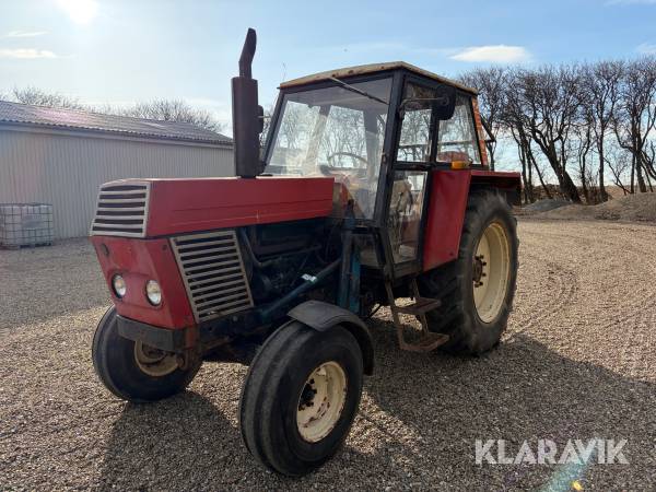 Traktor Zetor 8011