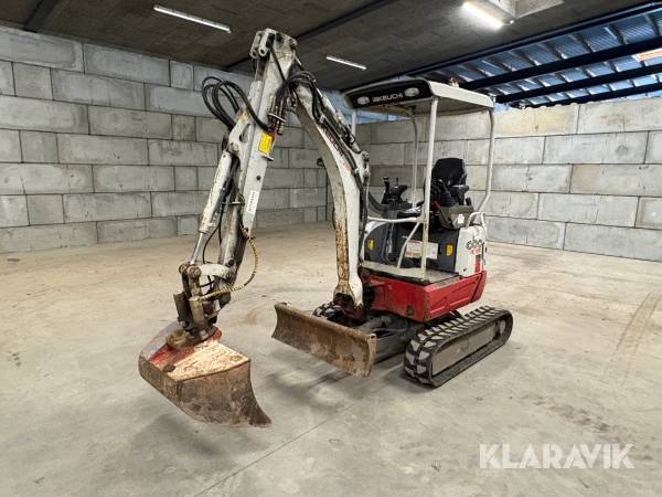 Minigraver Takeuchi TB215R med 3 skovle