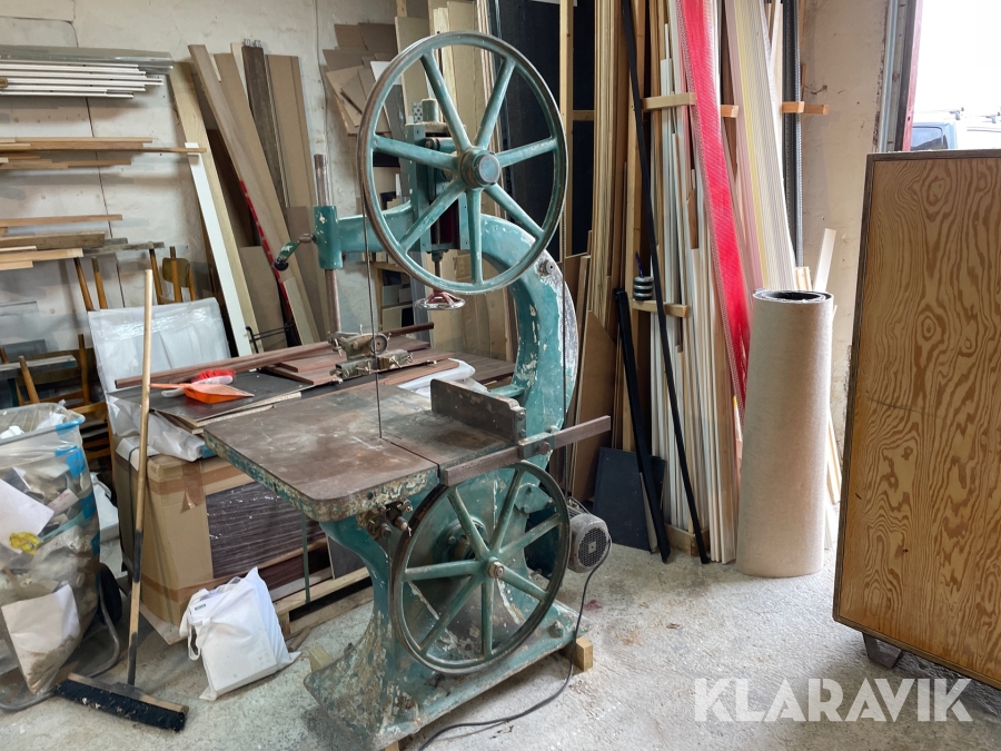 Båndsav med elektronisk motorbrems