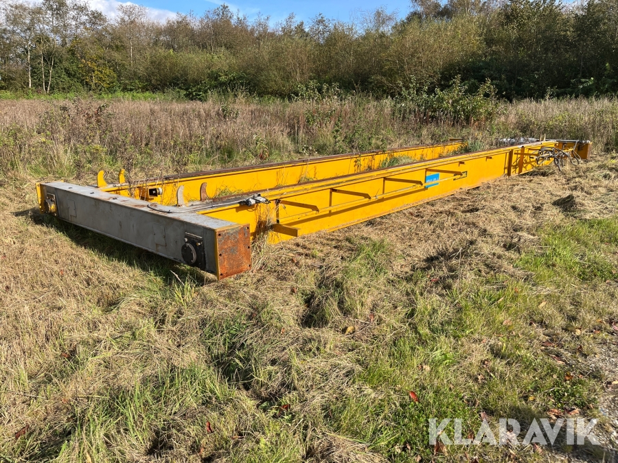 Traverskran Demag 10 Ton