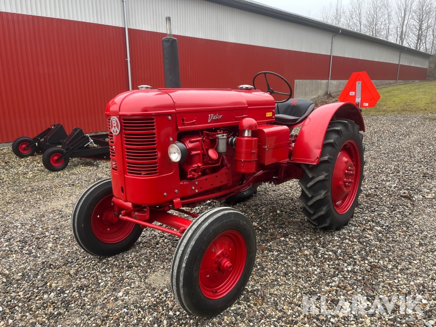 Veterantraktor Volvo BM Victor 230