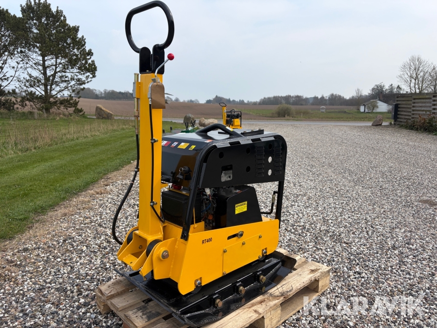 Pladevibrator Bernards RT400