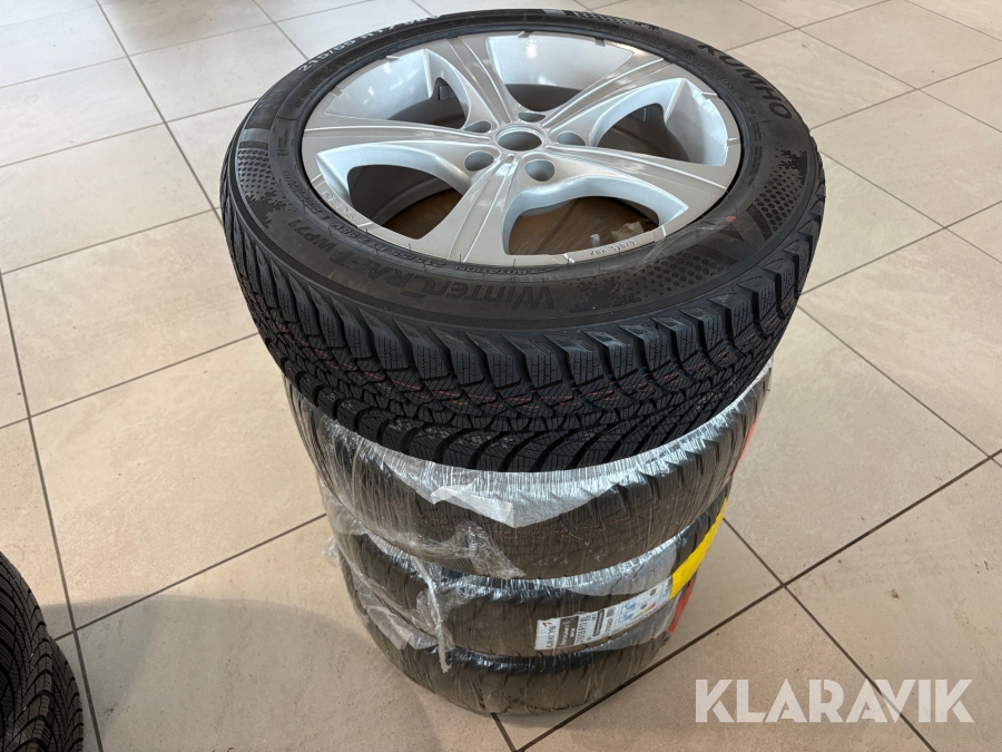 Dæk med fælg Kumho 215/55R17 - 4 styks/1 sæt