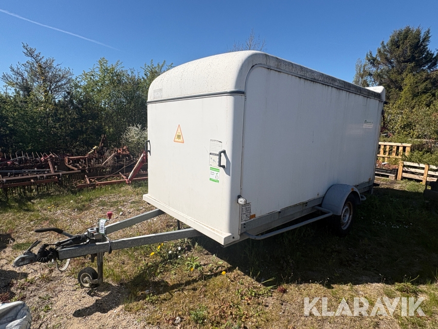 Lukket trailer Brenderup C05