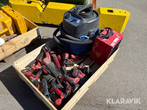 Håndværktøj og støvsuger - 1 palle