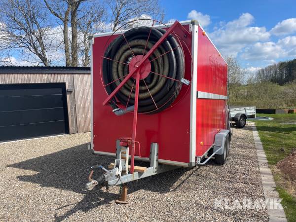 Cargo trailer Variant med isoleringsmaskine