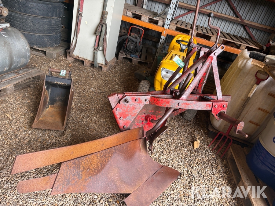 Eng Plov Skjold traktorplove DBF